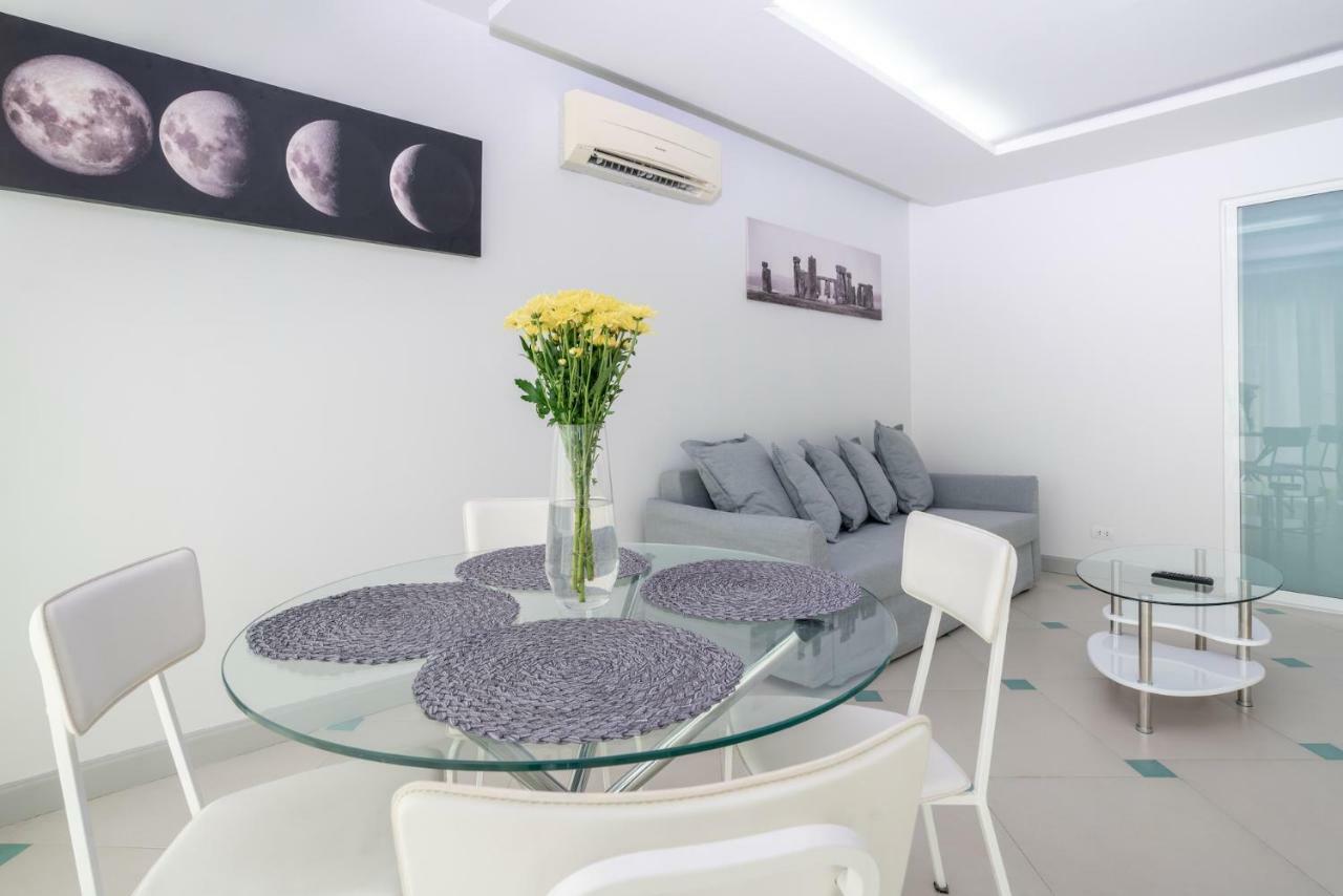 Condor Apartment Nai Harn Exterior photo